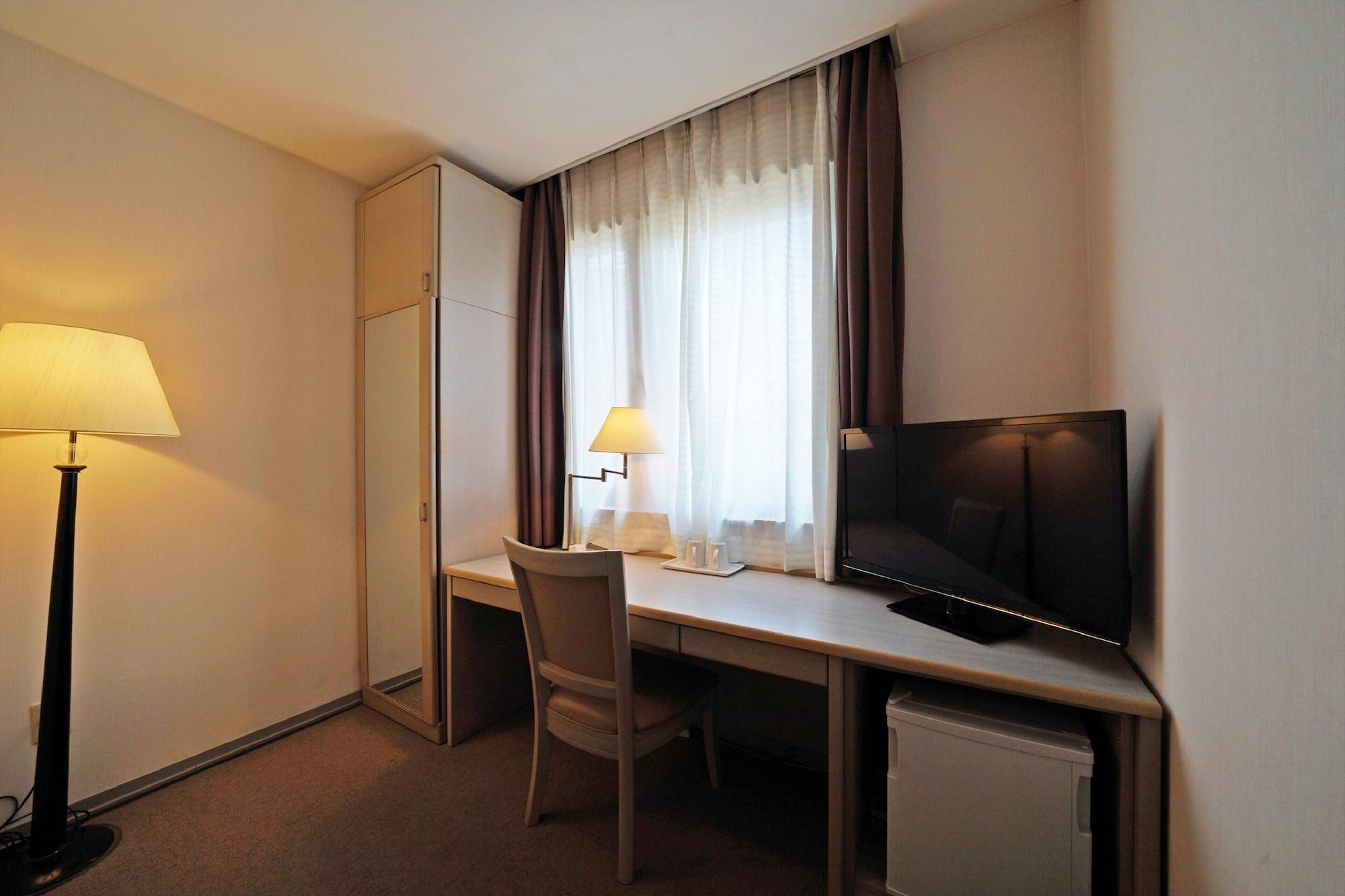 Chisun Hotel Kamata Tokyo Exterior photo